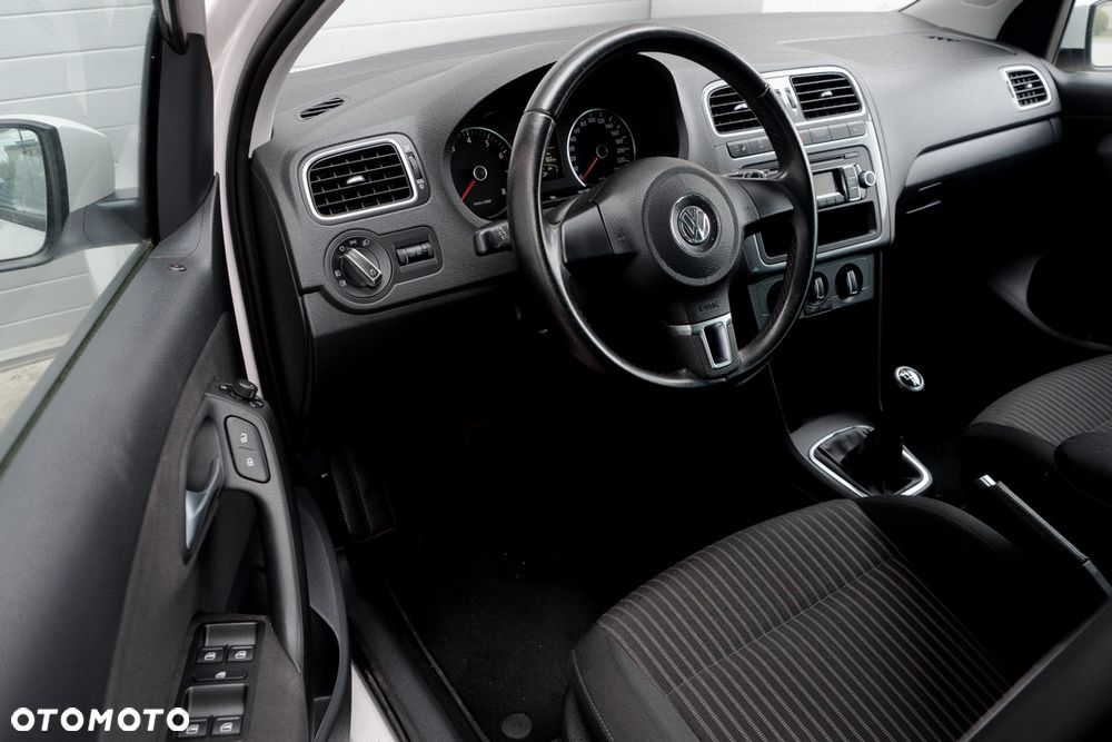 Volkswagen Polo 1.4 Highline - 11