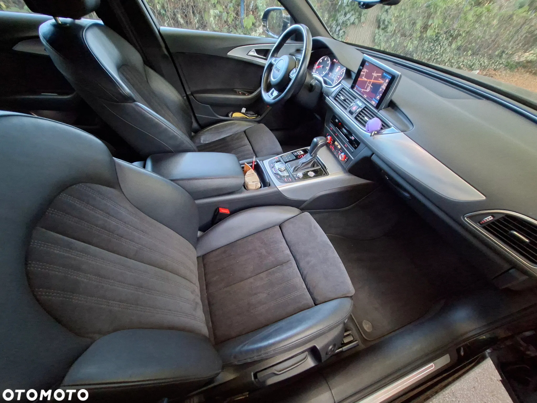 Audi A6 Avant 2.0 TDI Ultra S tronic - 16