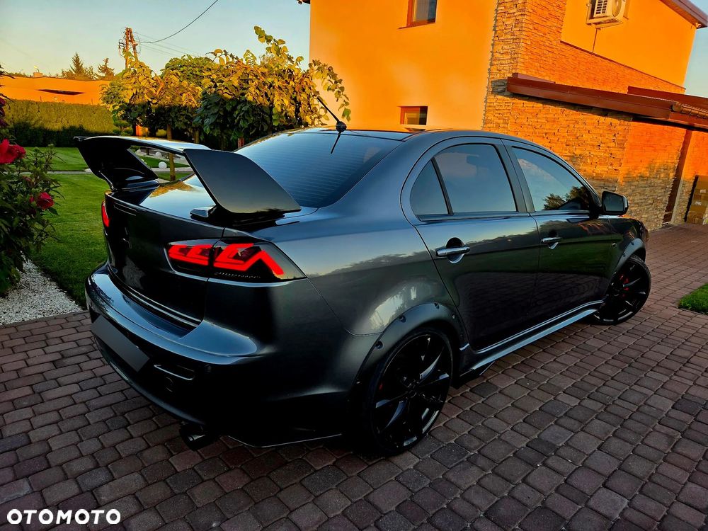 Mitsubishi Lancer - 11