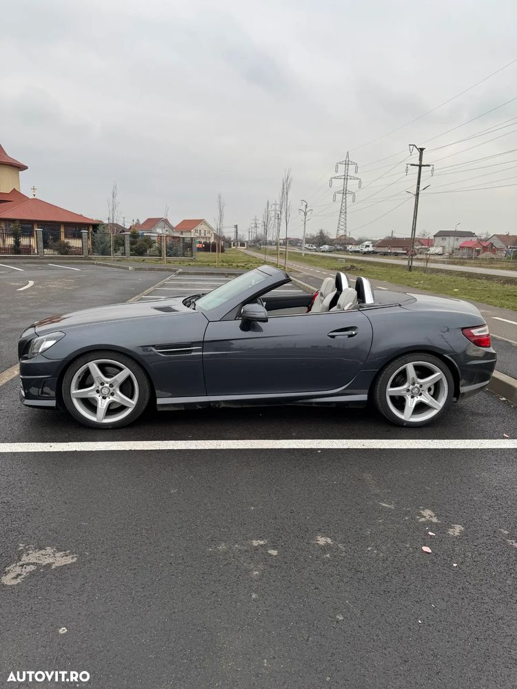 Mercedes-Benz SLK - 16