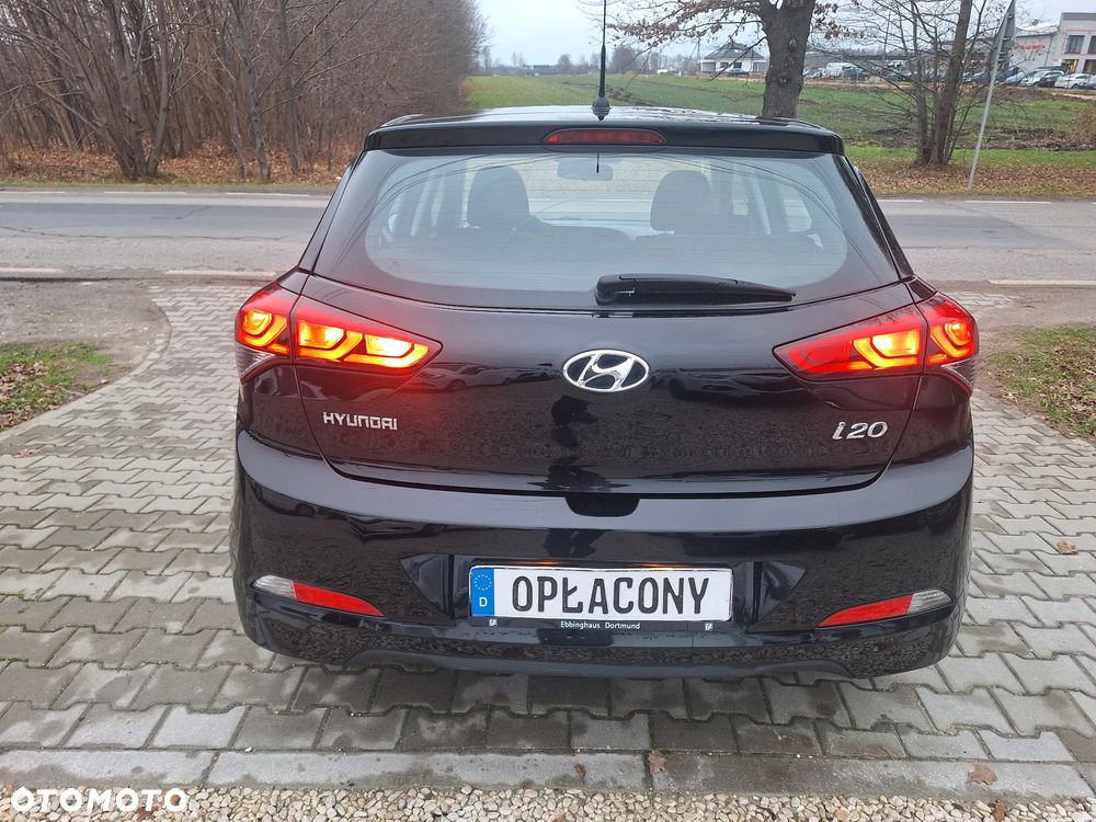 Hyundai i20 1.2 Trend - 12