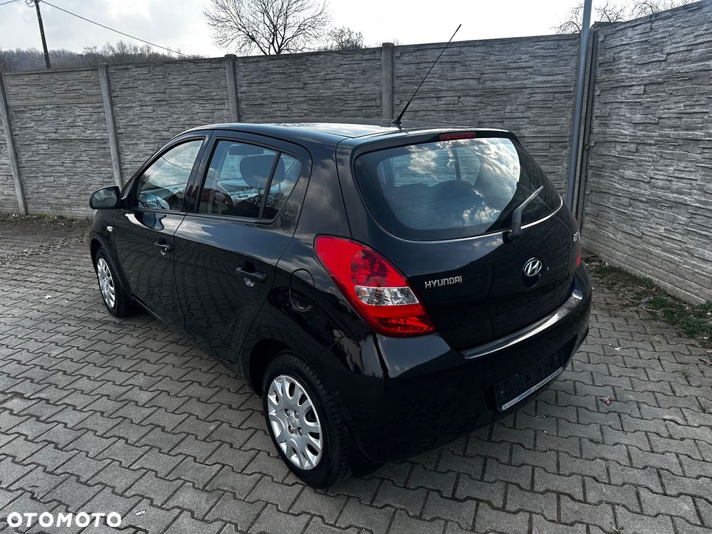 Hyundai i20 1.4 Comfort - 3