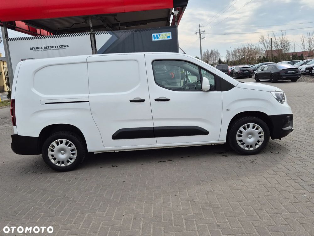 Opel COMBO - 12