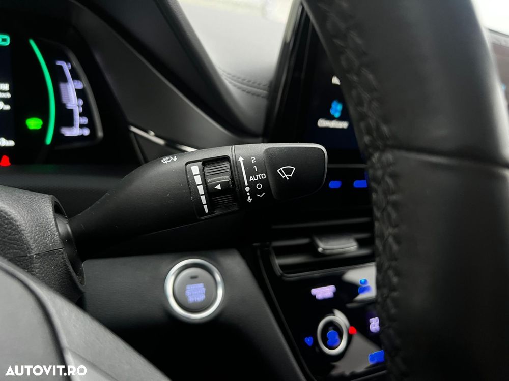 Hyundai IONIQ - 24