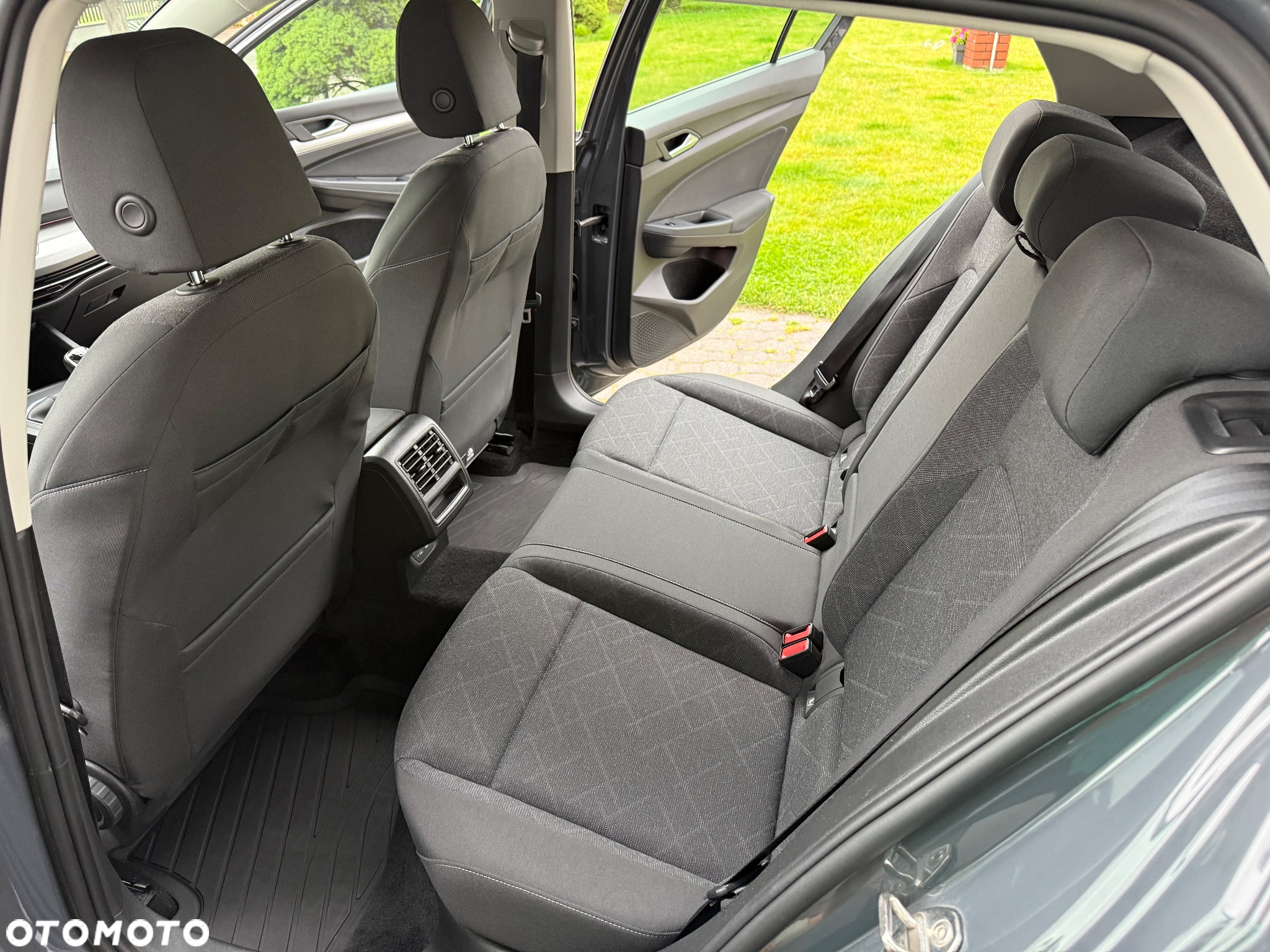 Volkswagen Golf VIII 1.0 TSI Life - 20