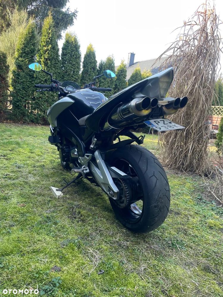Suzuki GSX - 3