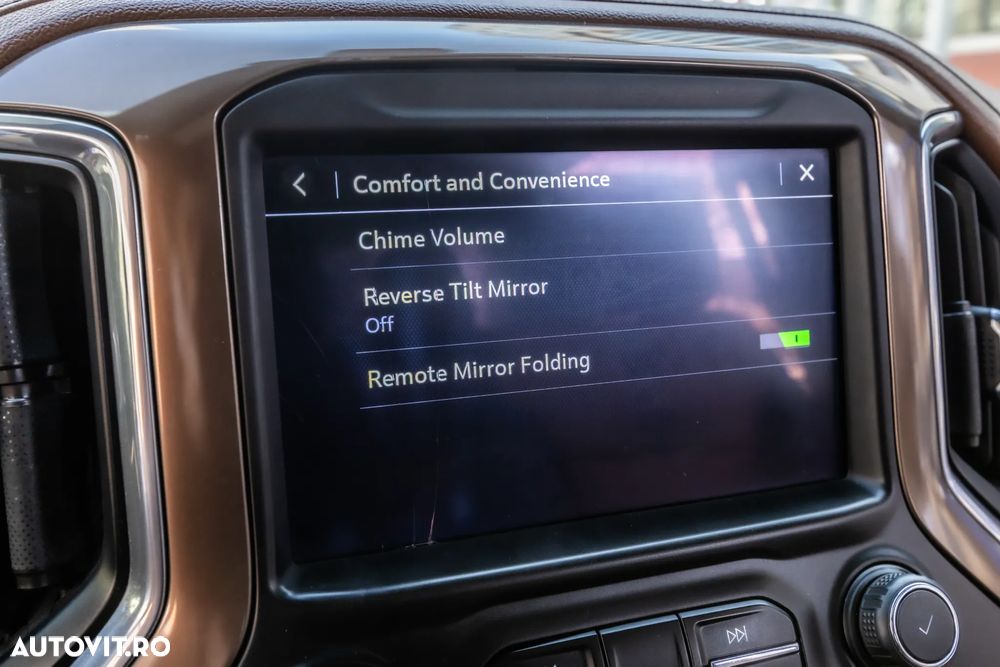 Chevrolet Silverado - 33