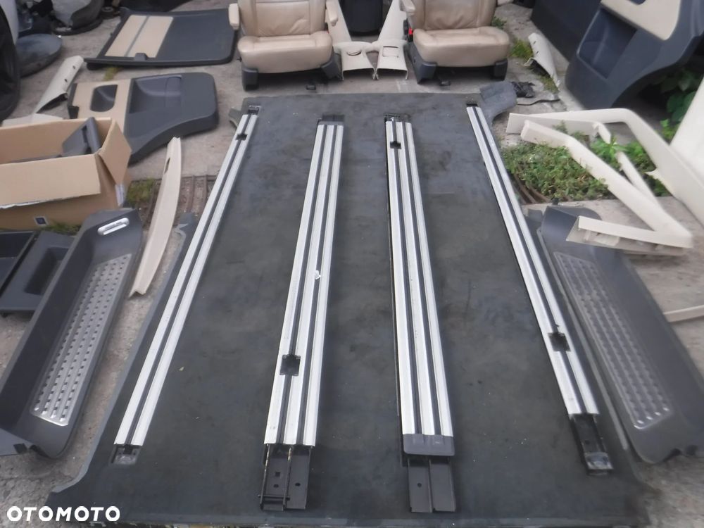 Vw T5 Lift T6 multivan fotele siedzenia grzane  kanapa skory stolik przekladka 2 X drzwi boczki roletki kpl - 28