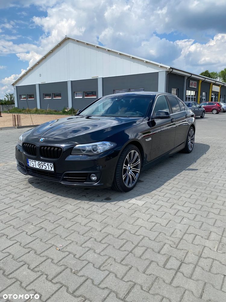BMW Seria 5 520d xDrive - 2