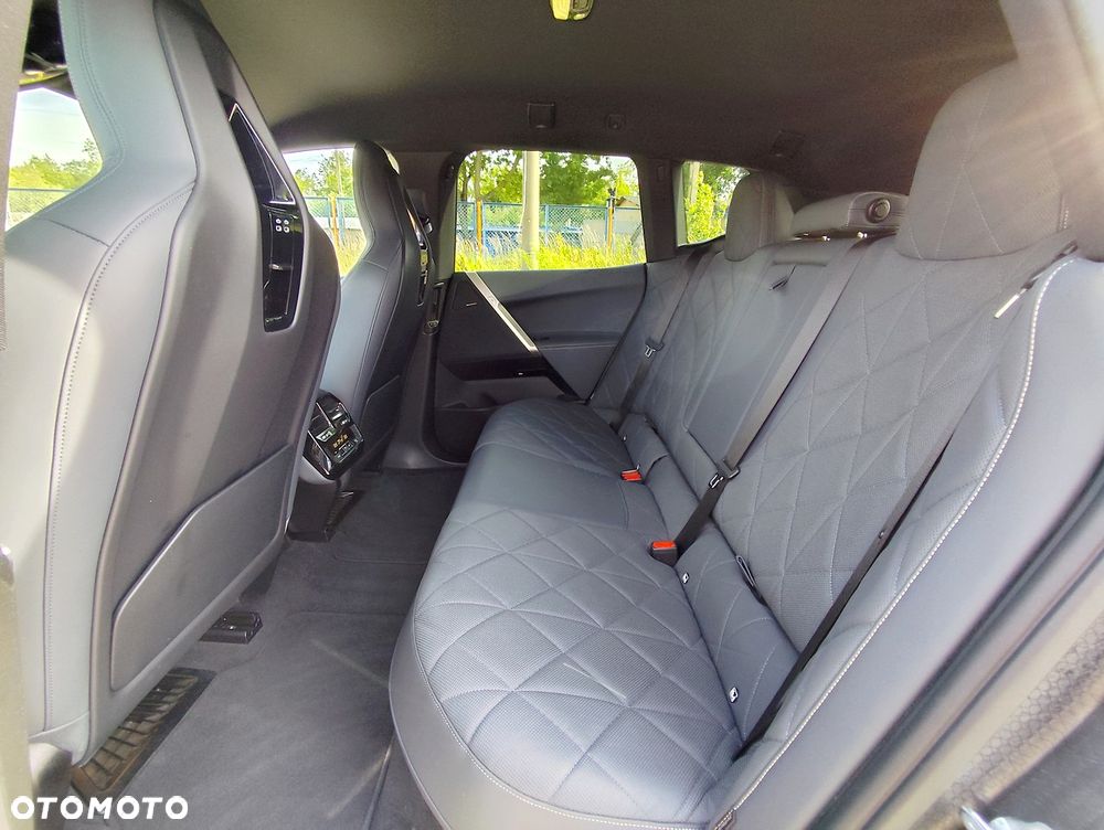 BMW iX xDrive40 76.6kWh Signature - 7