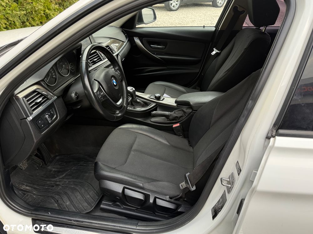 BMW Seria 3 318d Modern Line - 7