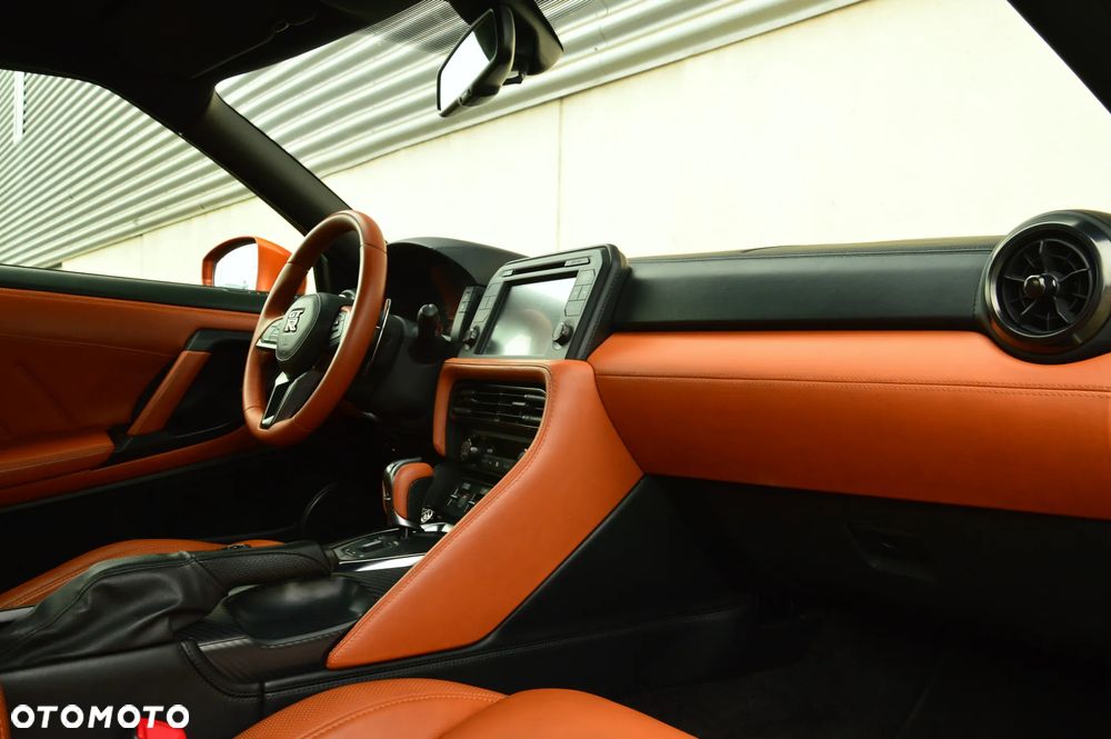 Nissan GT-R Prestige - 20