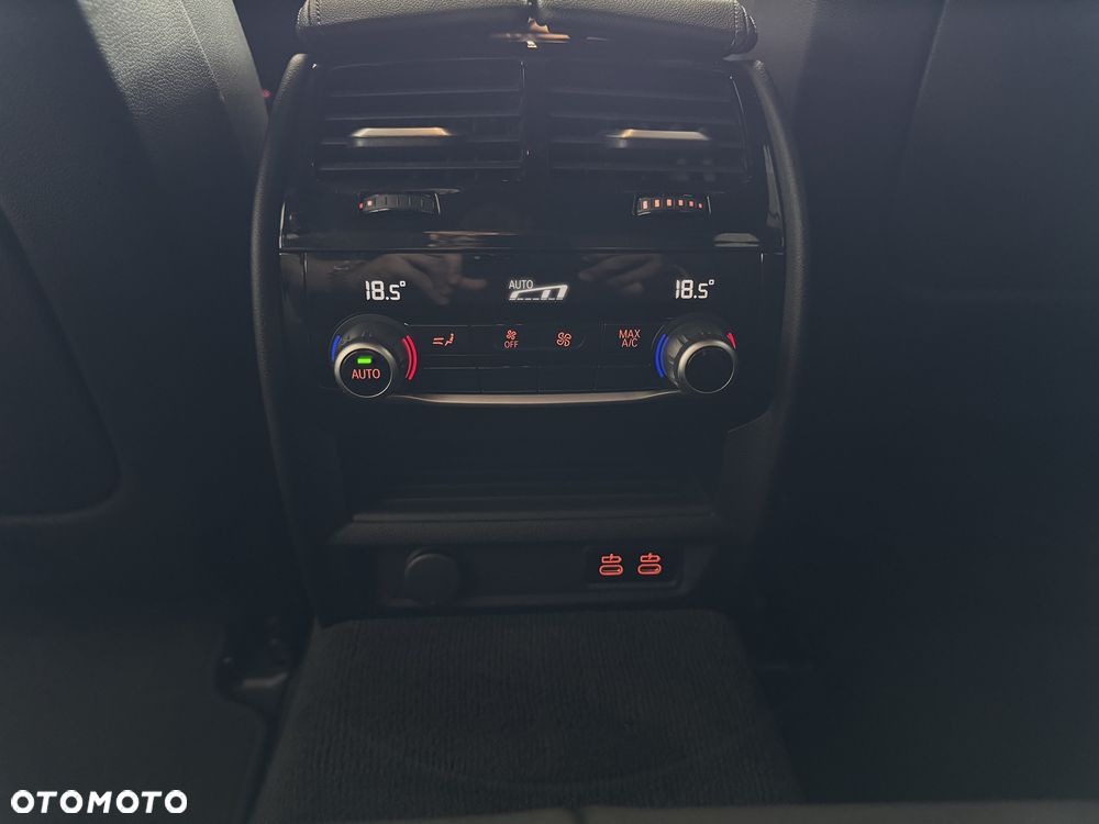 BMW Seria 5 520d xDrive mHEV M Sport sport - 33