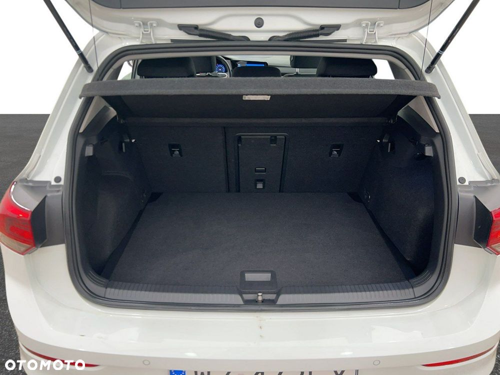 Volkswagen Golf - 11