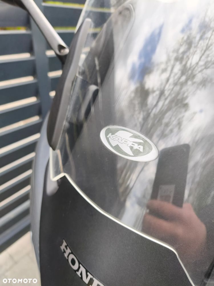 Honda CBF - 22