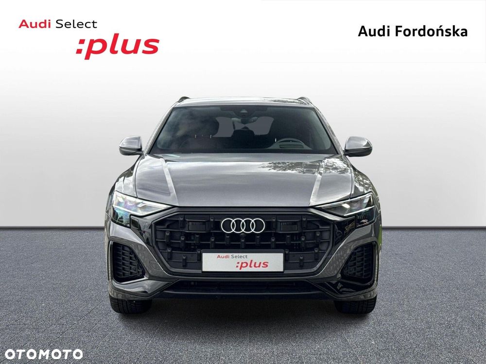 Audi Q8 - 8