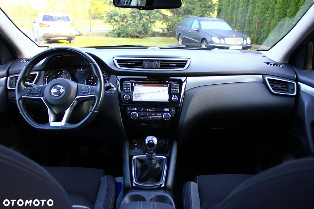 Nissan Qashqai 1.6 DIG-T N-Connecta - 37
