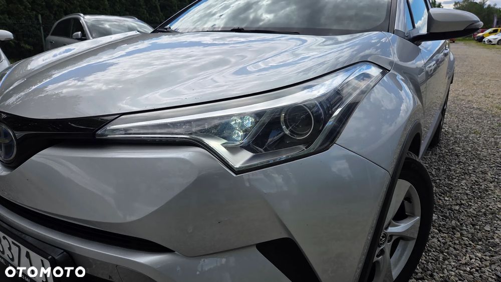 Toyota C-HR Business-Edition - 7