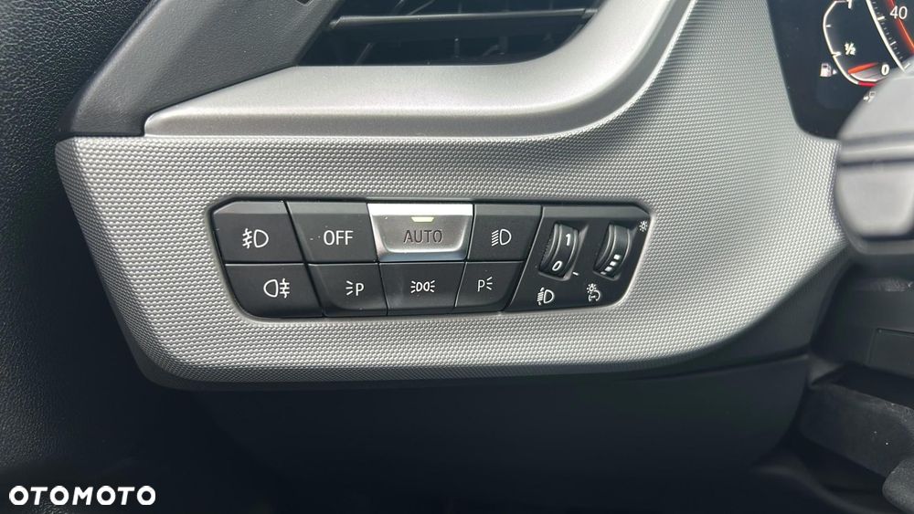 BMW Seria 1 118i Advantage - 27