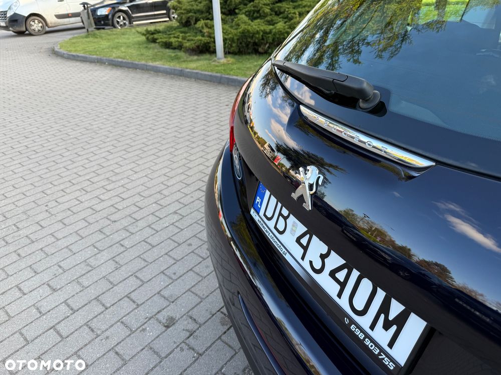 Peugeot 208 PureTech 82 Urban Move - 7
