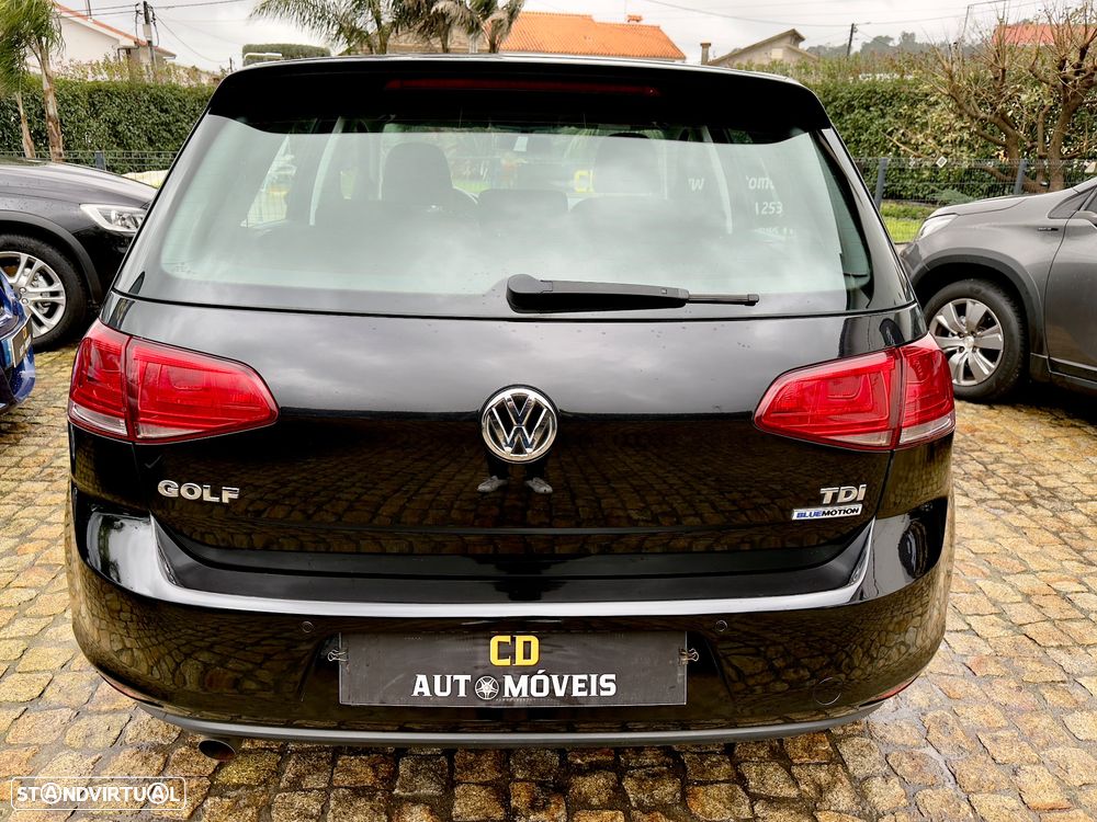 VW Golf 1.6 TDi BlueMotion Trendline - 19