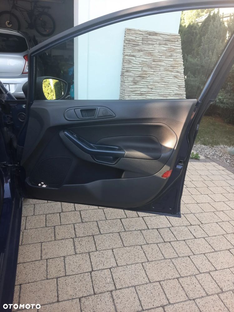 Ford Fiesta 1.25 Ambiente - 19