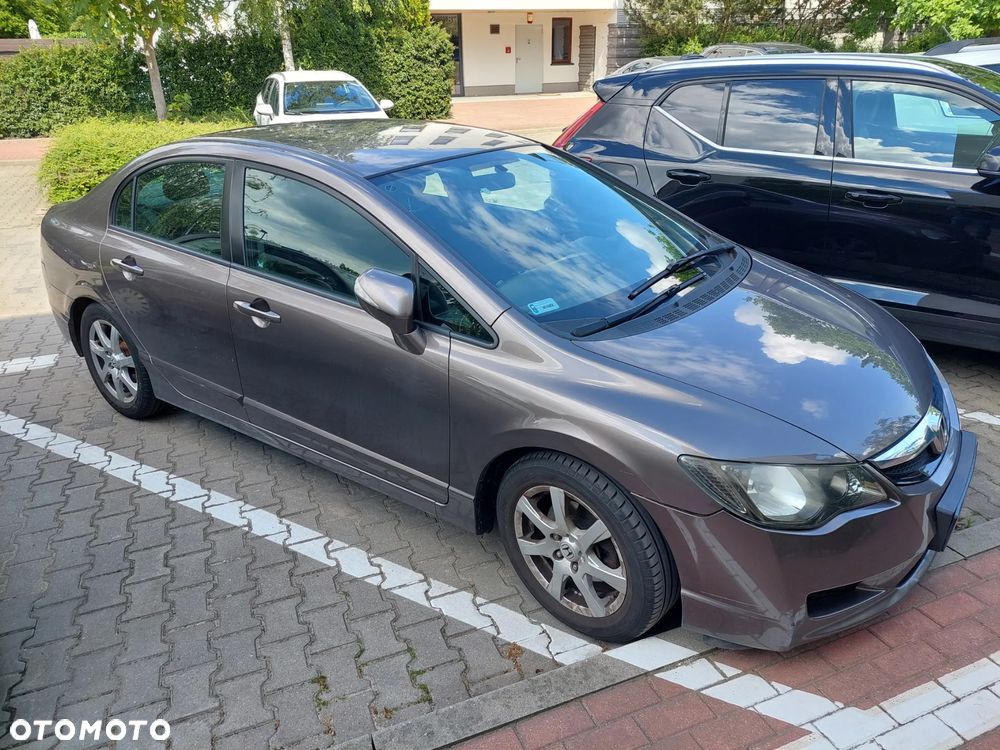 Honda Civic 1.8 Comfort - 1