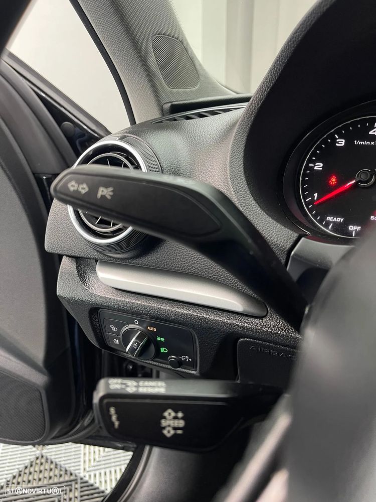 Audi A3 Sportback 1.6 TDI Design - 18