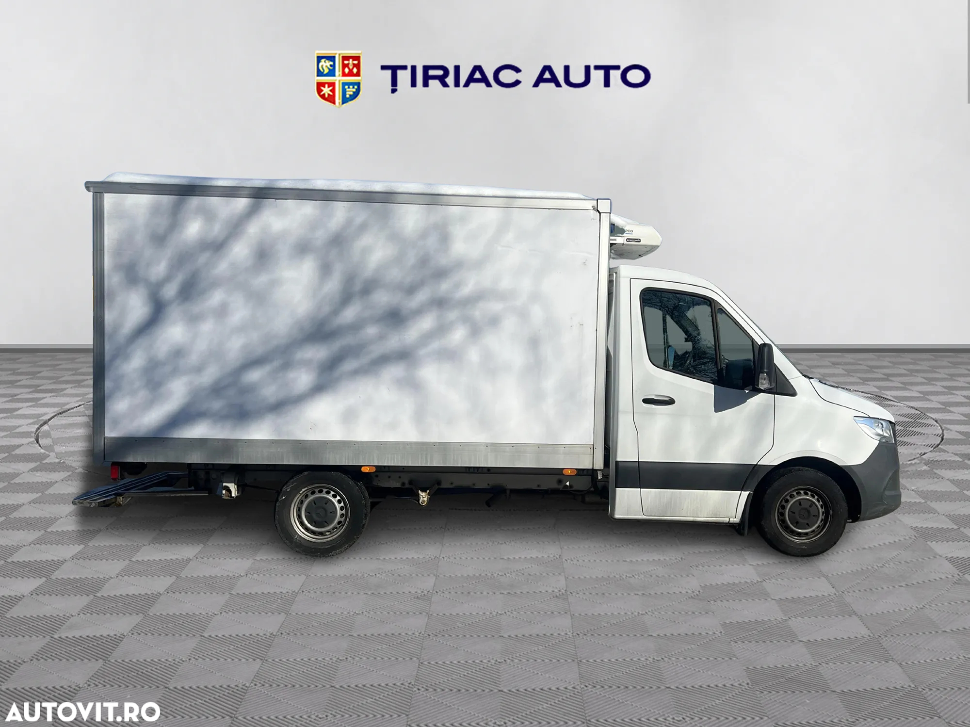 Mercedes-Benz Sprinter - 6
