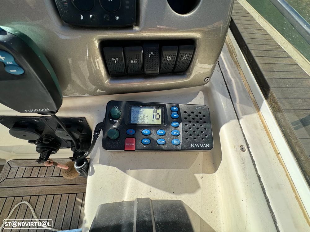 Bavaria Motor Boats 300 Sport - 10