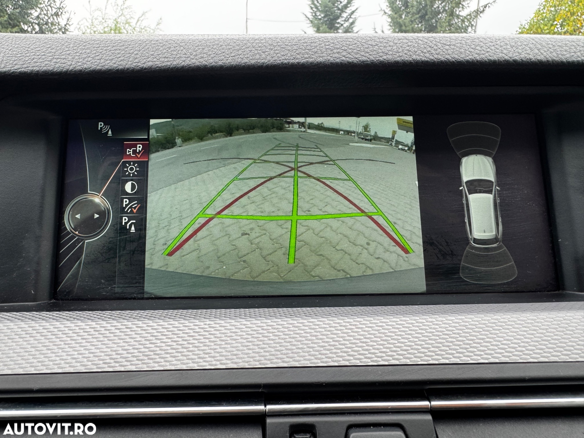 BMW Seria 5 520d xDrive - 8