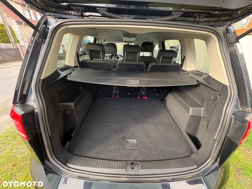 Volkswagen Touran 1.6 TDI SCR (BlueMotion Technology) DSG Comfortline - 9