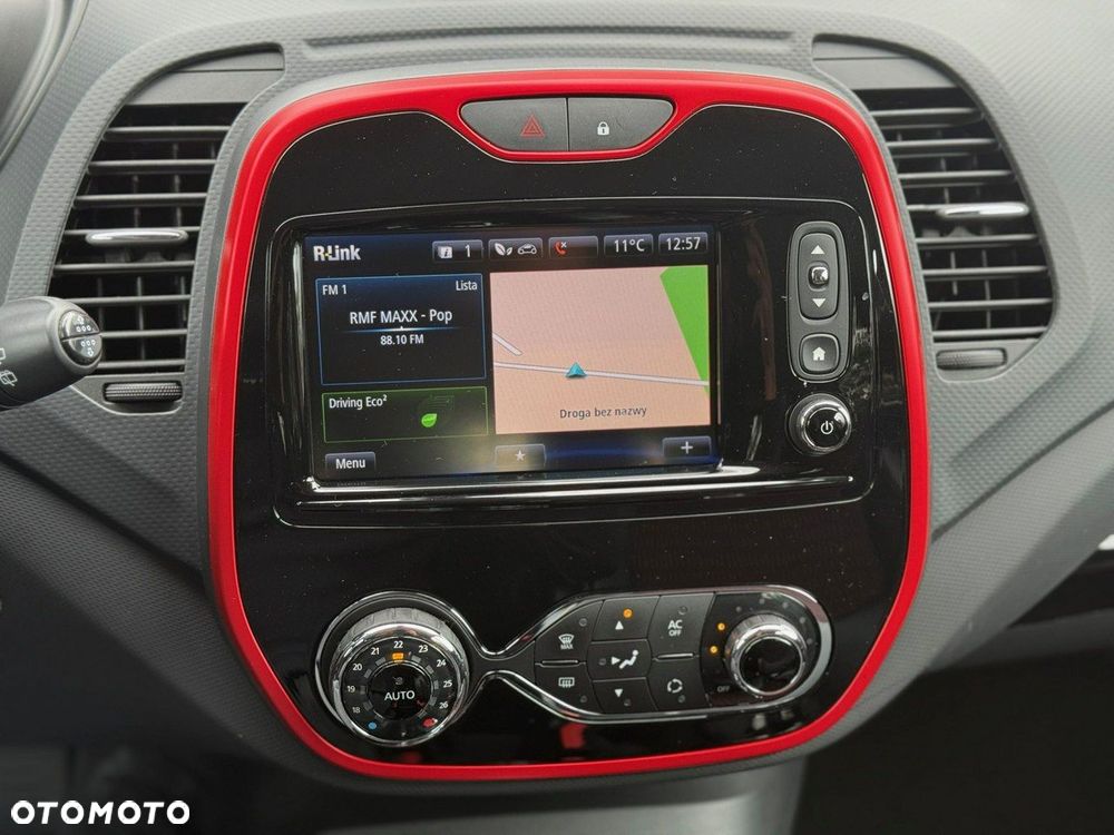 Renault Captur dCi 90 EDC Helly Hansen - 29