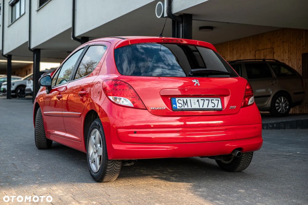 Peugeot 207 - 3