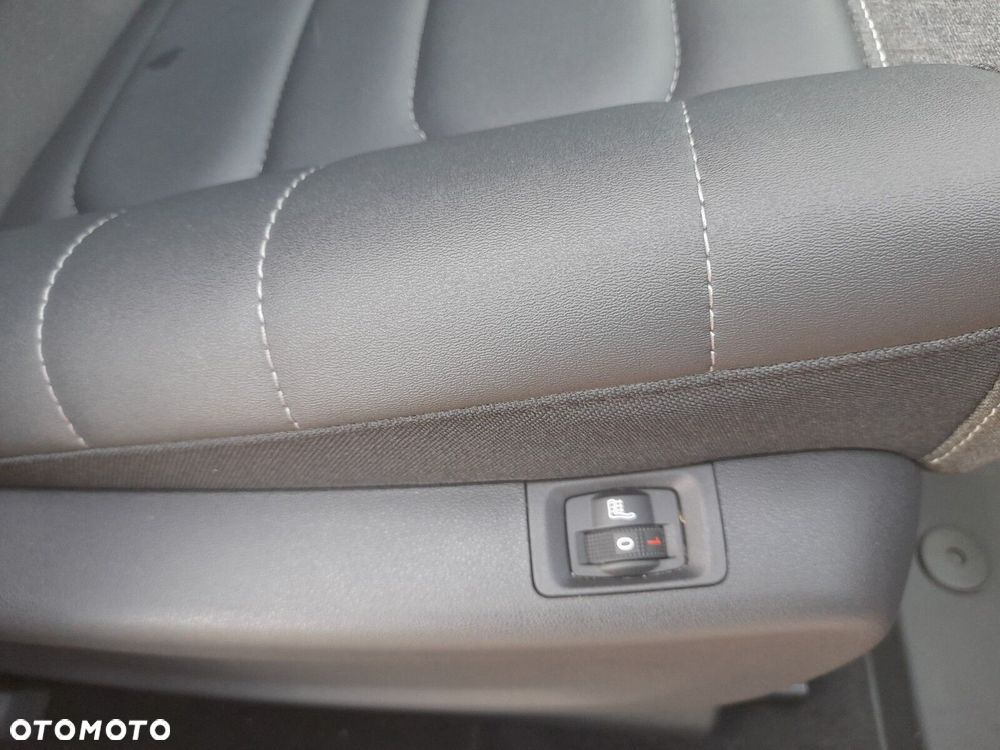 Citroën C3 Aircross 1.2 PureTech Max S&S EAT6 - 25