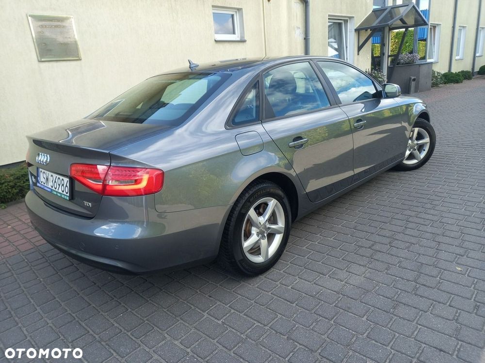 Audi A4 Limousine 2.0 TDI DPF Ambition - 3