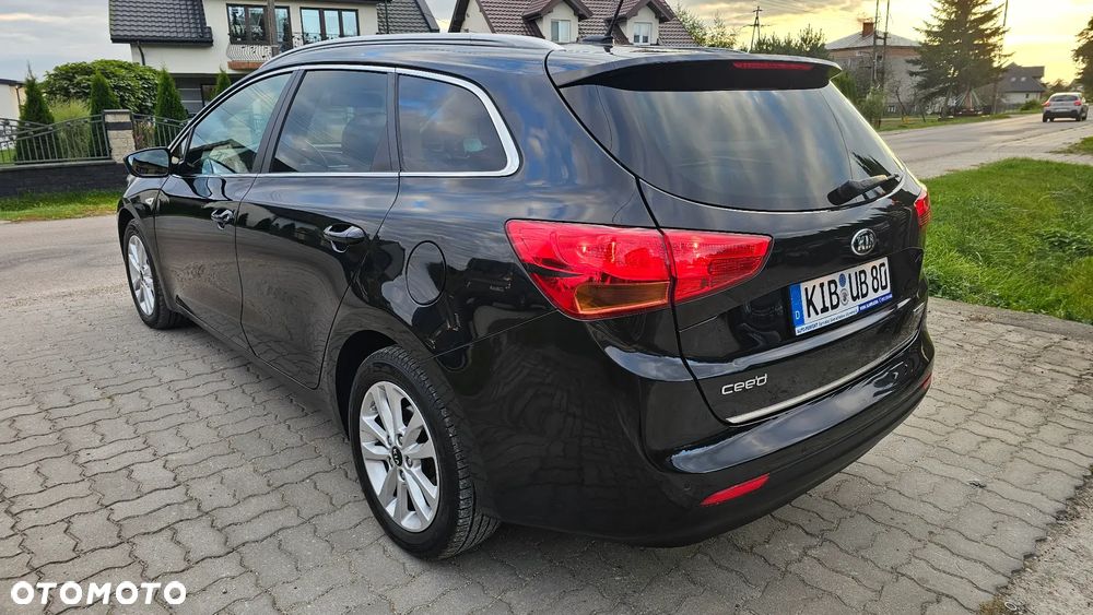 Kia Ceed SW 1.6 CRDi Platinum Edition - 6