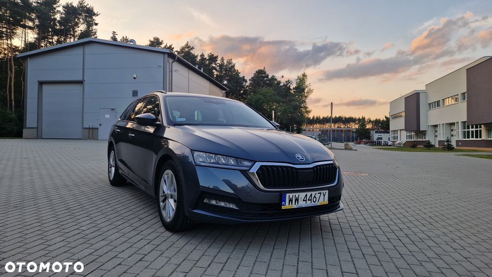 Skoda Octavia 2.0 TDI SCR Ambition DSG - 8