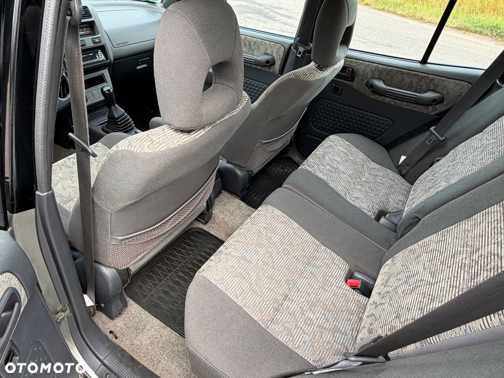 Toyota RAV4 2.0 Fun - 13