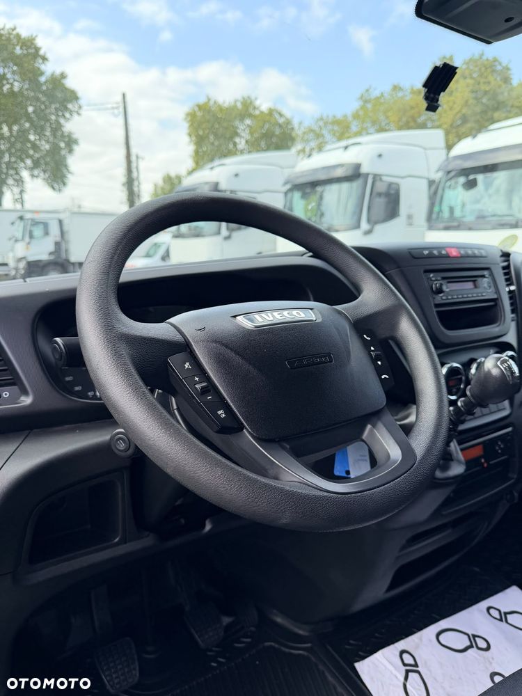 Iveco 72C18 KONTENER WINDA - 29