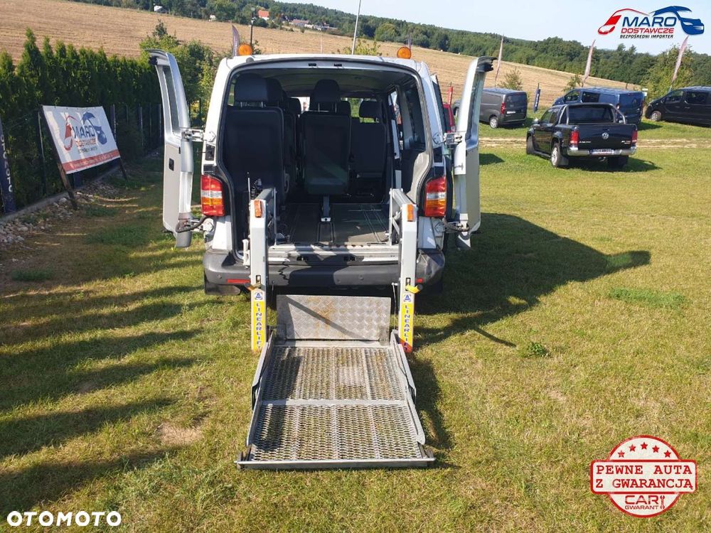 Volkswagen T5 LONG 9 OSÓB Z WINDĄ DLA NIEPEŁONSPRAWNYCH - 2