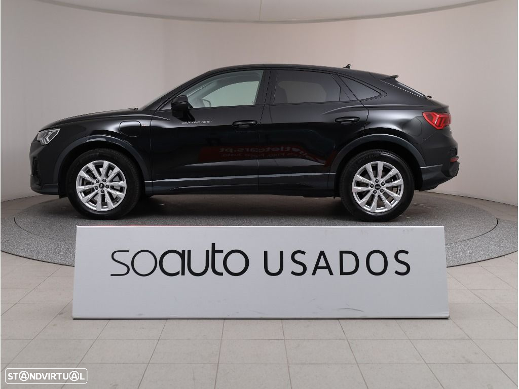 Audi Q3 Sportback 45 TFSIe S line S tronic - 4