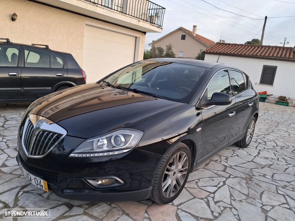 Lancia Delta 1.6 M-Jet Platinum - 11