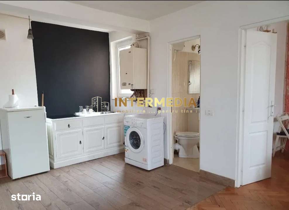 Vanzare Apartament 2 camere CETATE Bloc Caramida Renovat Finisat Mobil — fotografia 3