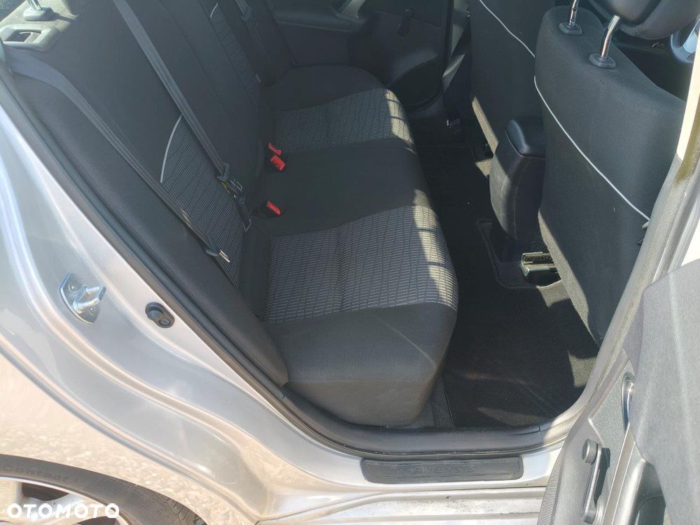 Toyota Avensis 1.6 Edition (2014) - 8