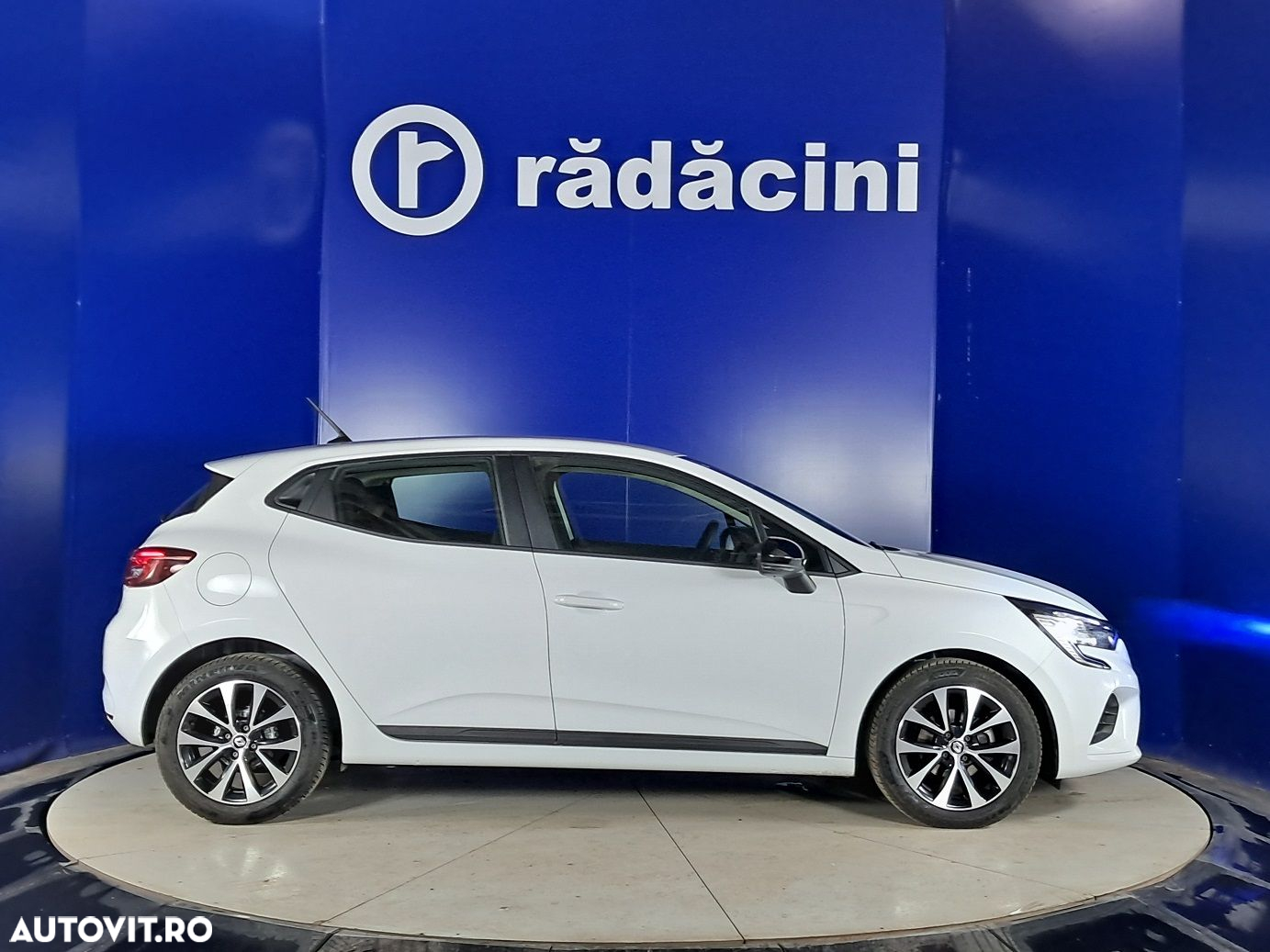 Renault Clio - 6