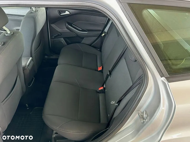 Ford Focus - 12