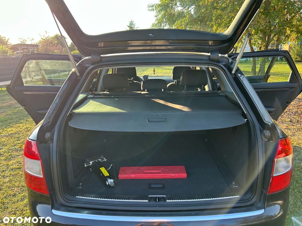Audi A4 Avant - 11