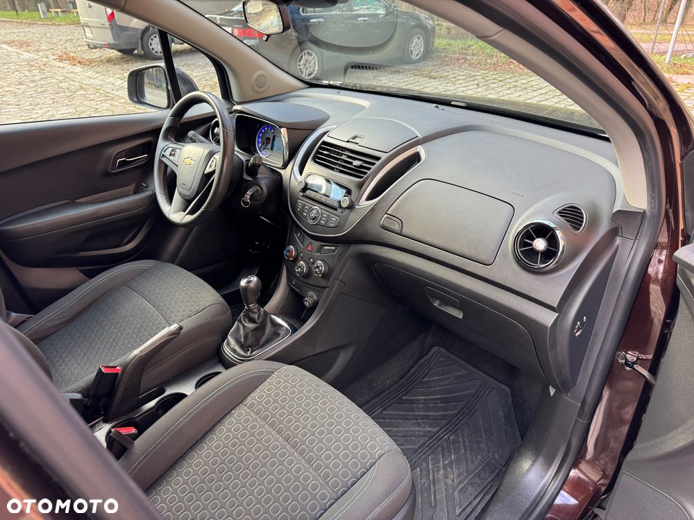 Chevrolet Trax 1.6 LS - 31