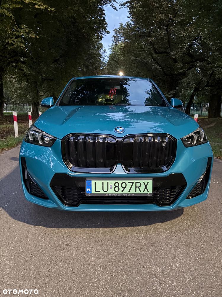 BMW iX1 - 1
